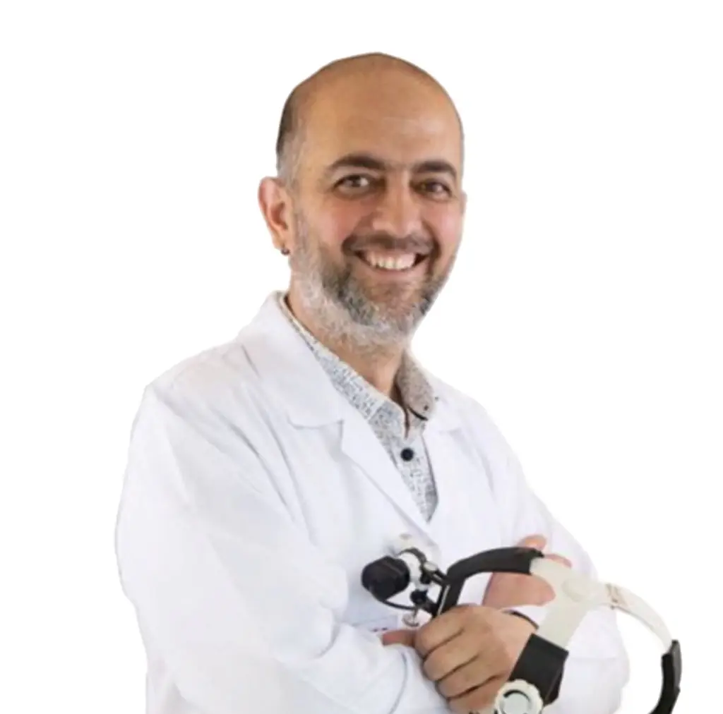 Portrait of Dr. Yalcin Bayram, partner surgeon in Istanbul